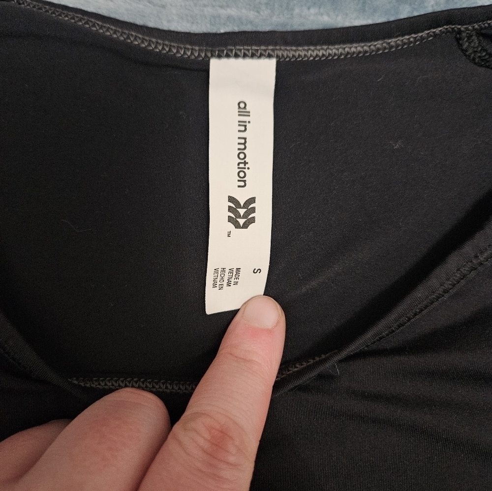 All in motion black active tee short sleeve! - Picture 2 of 5